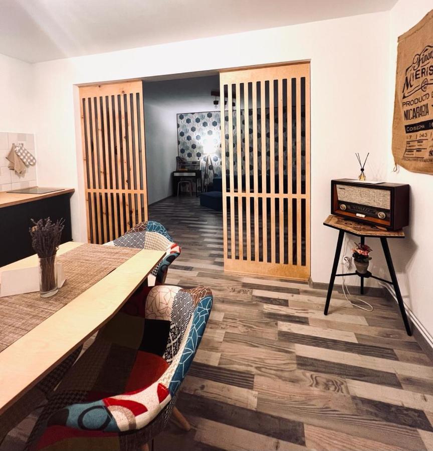 Apartament Aretta Brașov Exterior foto
