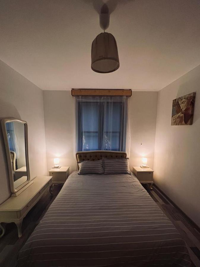 Apartament Aretta Brașov Exterior foto